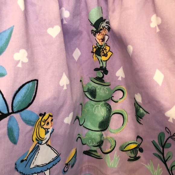 Alice in Wonderland peplum - Picture 4 of 7